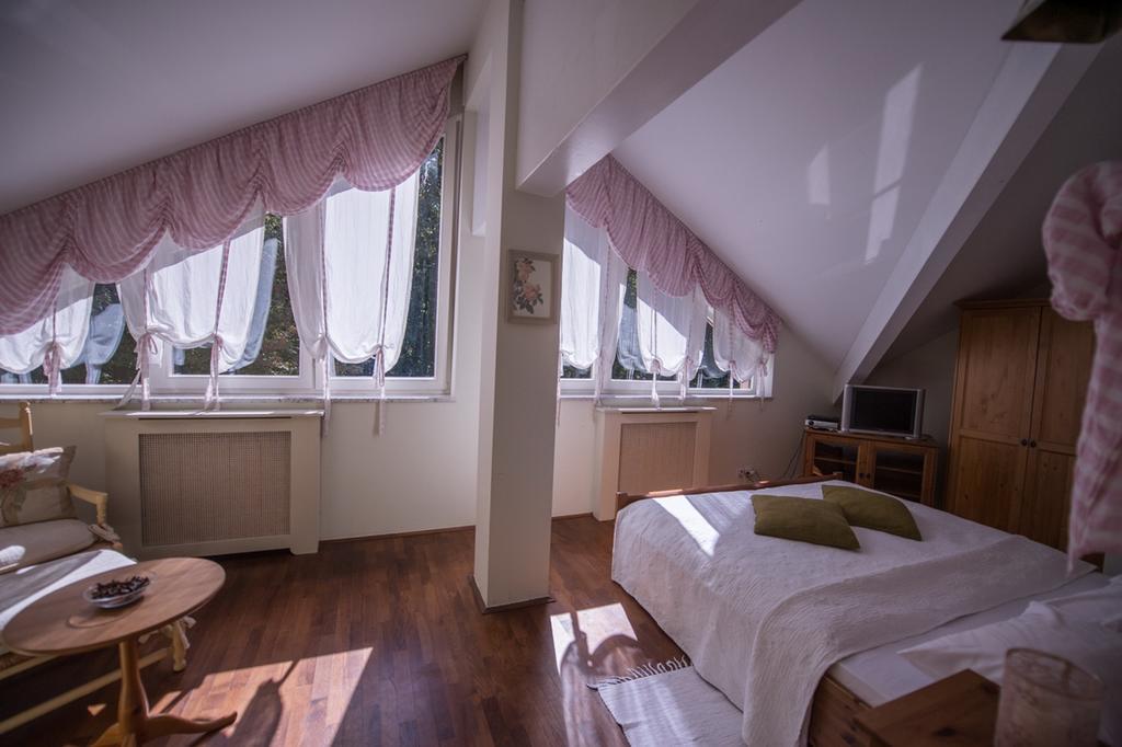 Guesthouse Trajbar Team Zapresic Ruang foto