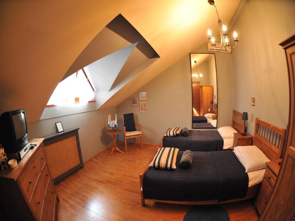 Guesthouse Trajbar Team Zapresic Bagian luar foto